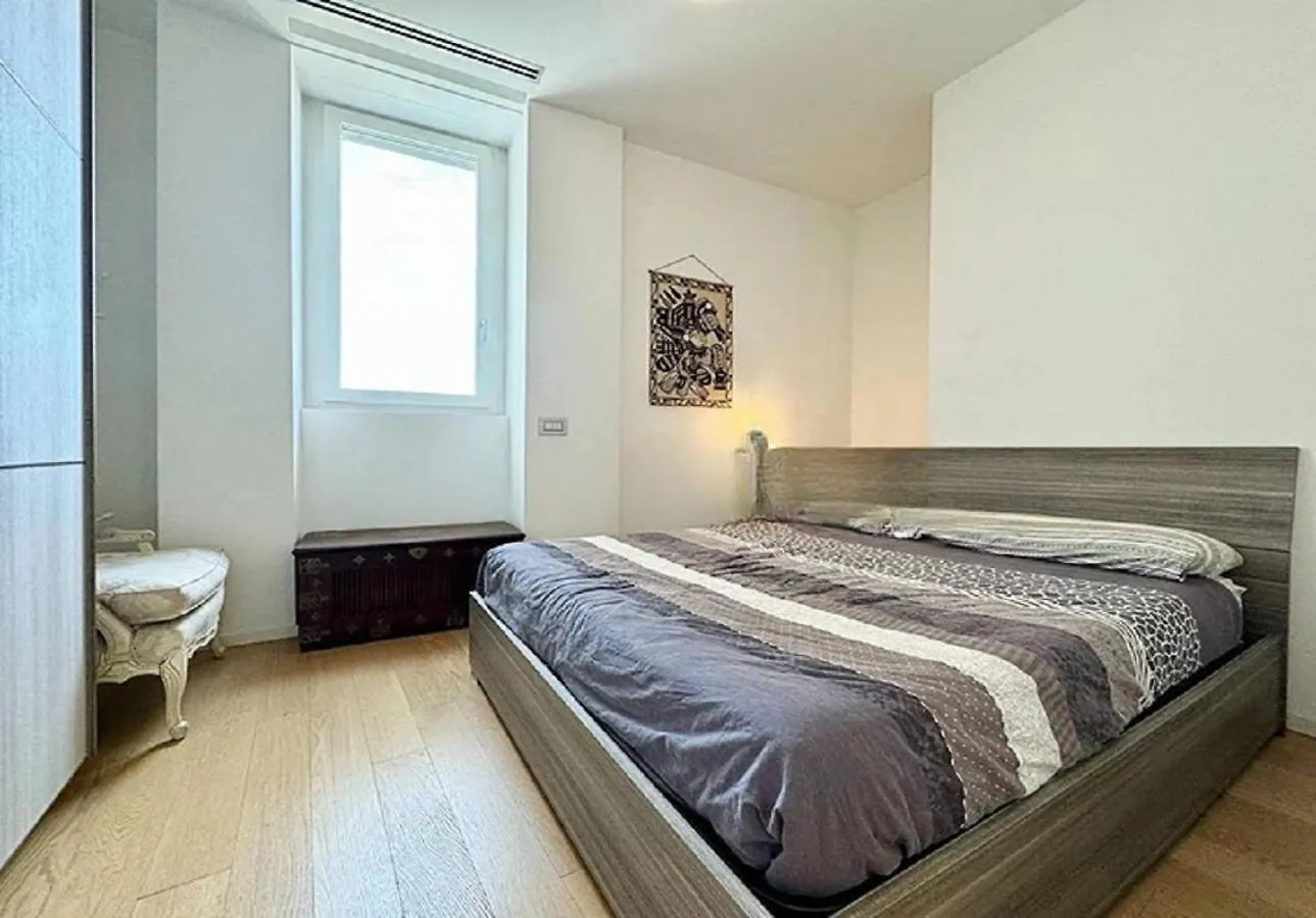 Elegante 3 Locali Con 2 Bagni Nel Cuore Di Milano Nyaraló